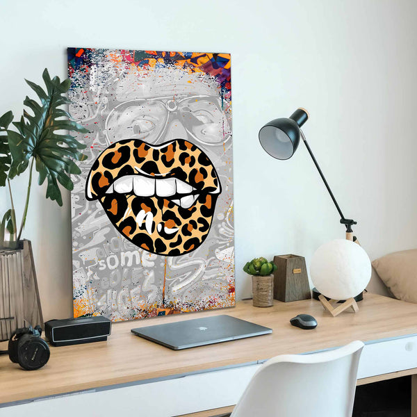 Leopar Dudak Cam Tablo