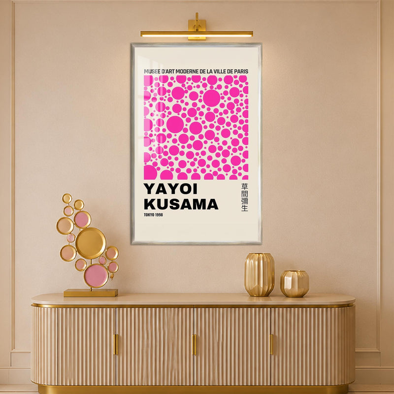 Pembe Beneklerin Sonsuzluğu Cam Tablo – Gümüş Çerçeveli Cam Tablo
