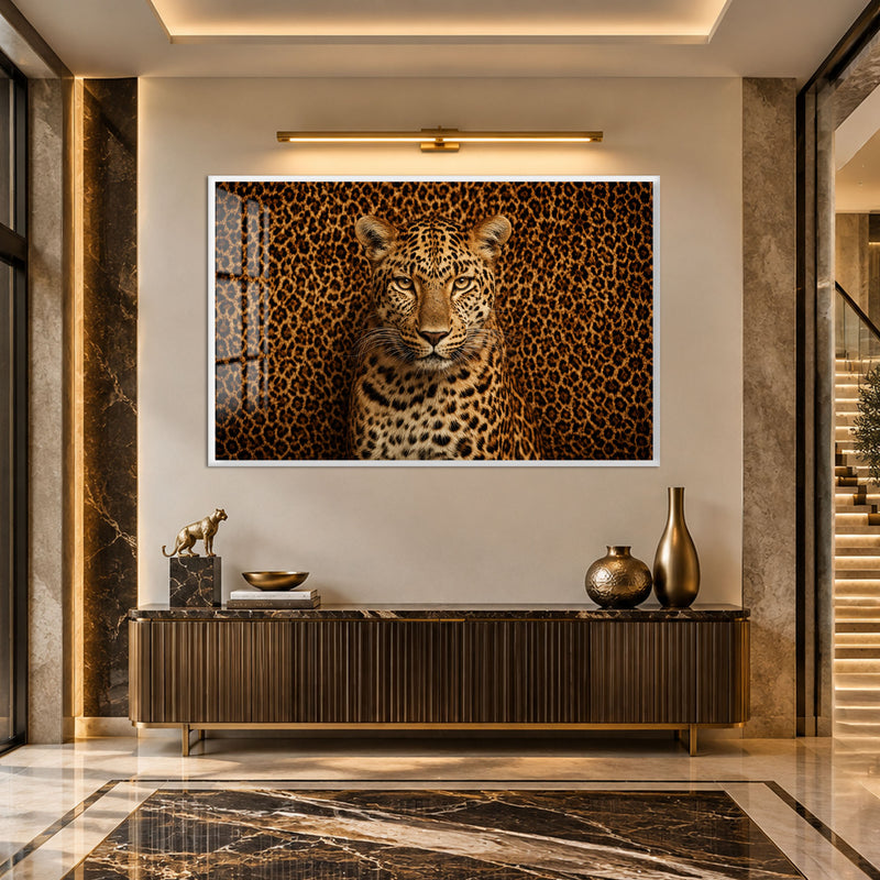 Leopar Desenli Fonda Leopar Cam Tablo – Beyaz Çerçeveli Cam Tablo