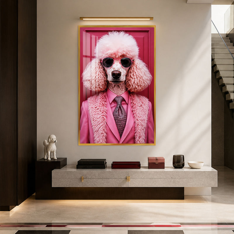 Pembe Takımlı Pudel Köpek Cam Tablo – Altın Çerçeveli Cam Tablo