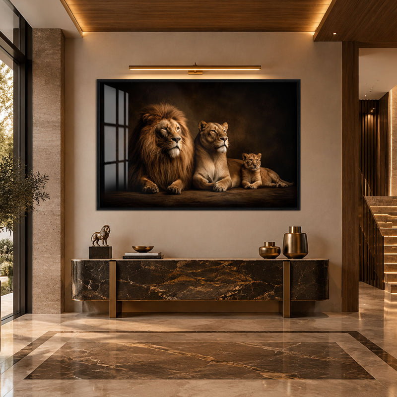 Karanlıkta Aslan Ailesi Cam Tablo – Siyah Çerçeveli Cam Tablo