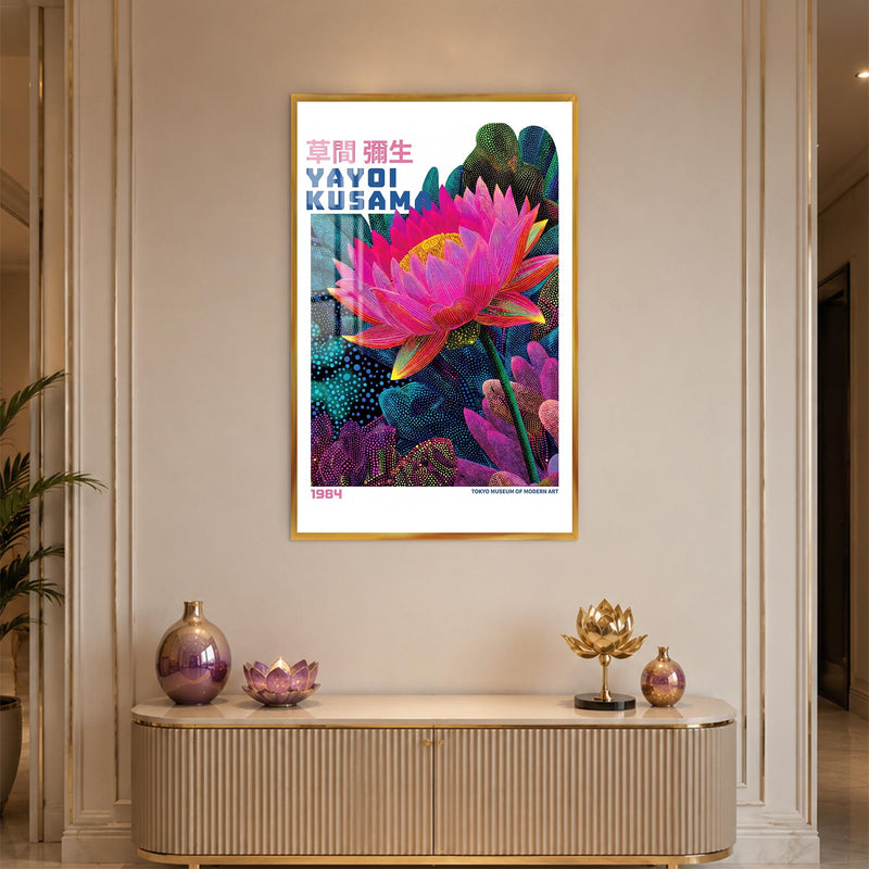 Pembe Benekli Rüya Çiçeği Cam Tablo – Altın Çerçeveli Cam Tablo