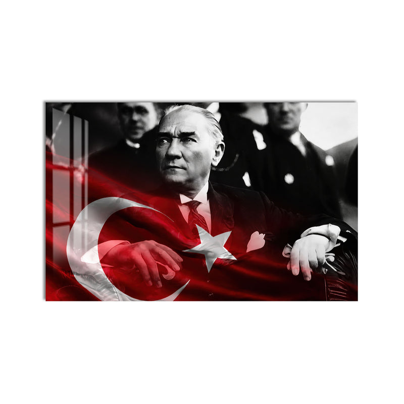 Gri Fonda Bayraklı Atatürk Cam Tablo