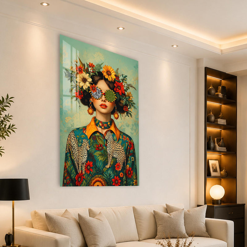 Leopar Desenli Çiçek Gözlüklü Kadın Cam Tablo – Cam Tablo