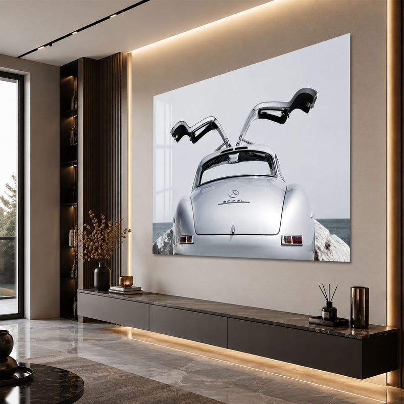 Kapıları Açık Gümüş Spor Araba Cam Tablo – Cam Tablo