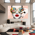 Gözlüklü Kadın Pop Art Cam Tablo – Cam Tablo