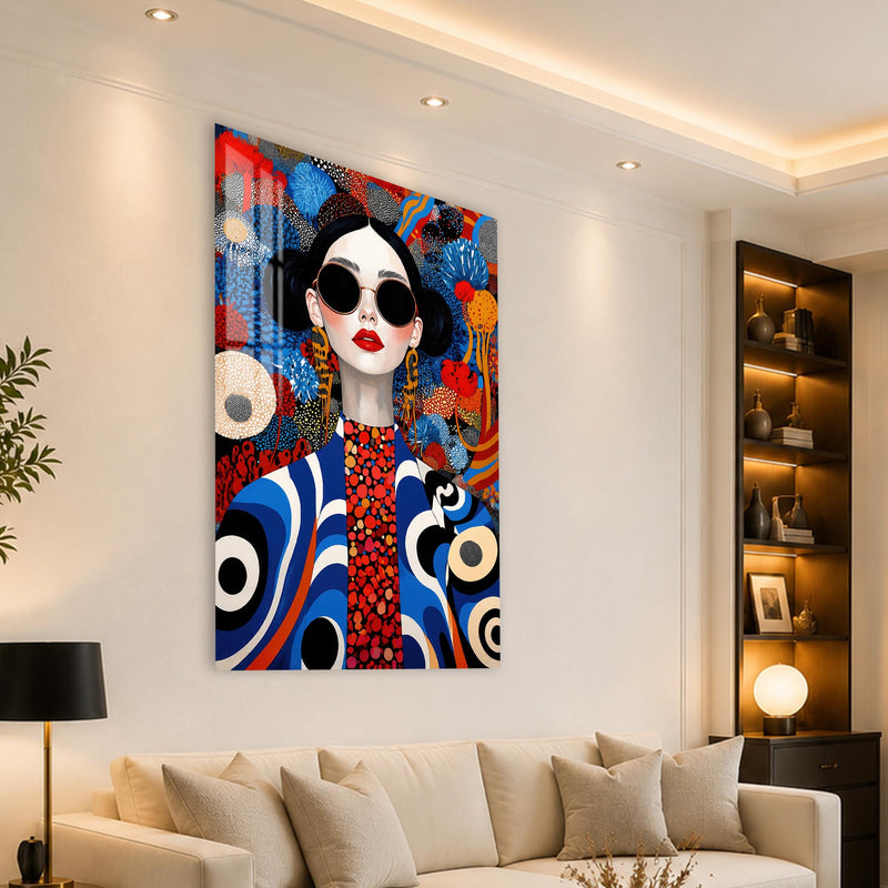 Yuvarlak Gözlüklü Renkli Pop Art Kadın Cam Tablo – Cam Tablo