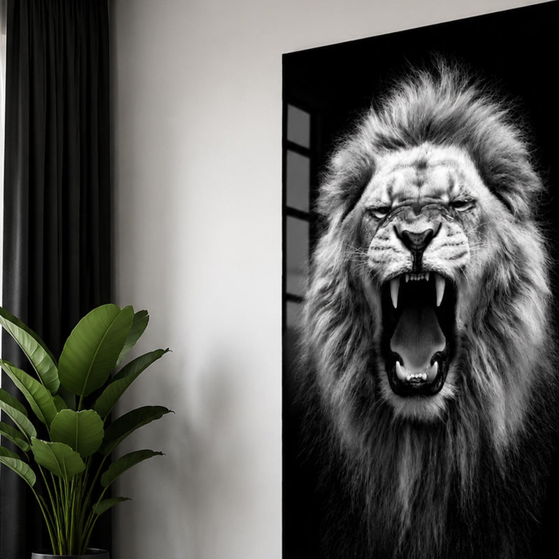 Kükreyen Aslan Siyah Beyaz Cam Tablo – Cam Tablo