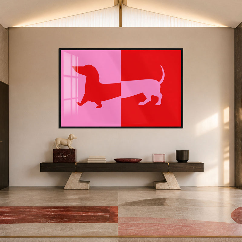 Pembe Kırmızı Sosis Köpek Cam Tablo – Siyah Çerçeveli Cam Tablo