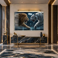 Aslan ve Kaplan Karşı Karşıya Cam Tablo – Gümüş Çerçeveli Cam Tablo